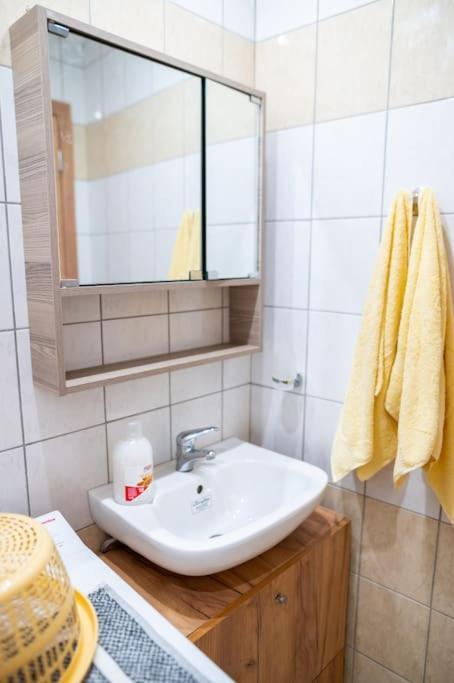 Apartament Zografia - Charming House Near The Coast Marmari  Zewnętrze zdjęcie
