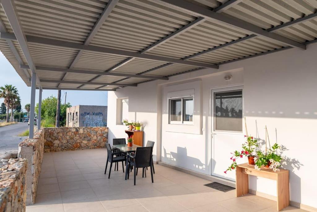 Apartament Zografia - Charming House Near The Coast Marmari  Zewnętrze zdjęcie