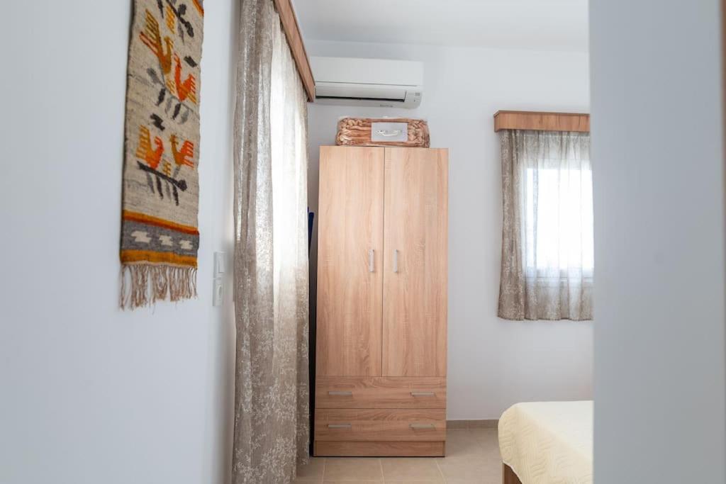 Apartament Zografia - Charming House Near The Coast Marmari  Zewnętrze zdjęcie